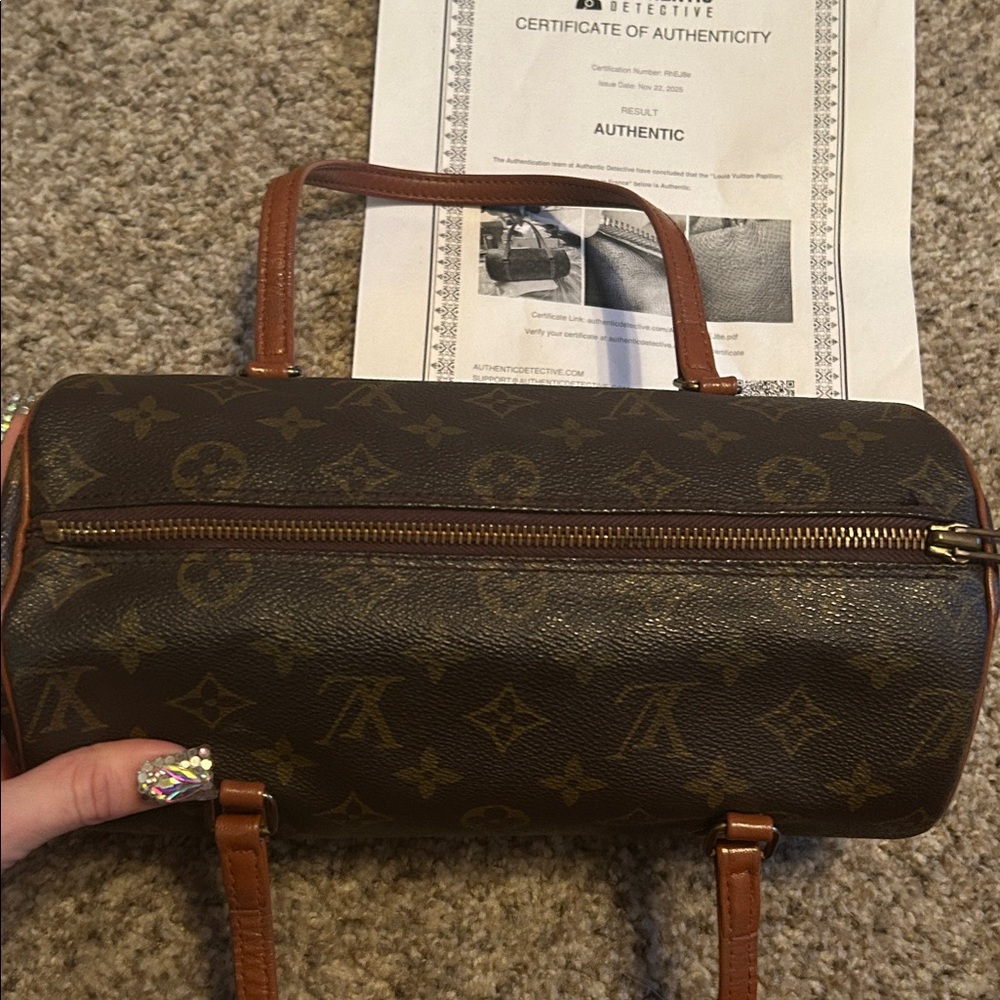 Louis Vuitton Papillion Bag - Picture 11 of 14
